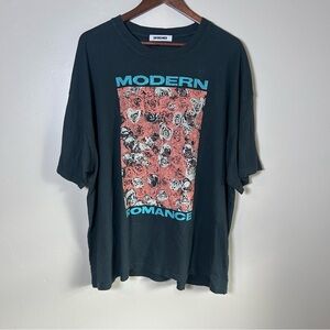 DAYDREAMER MODERN ROMANCE RECORDS graphic tee vintage black one size oversized